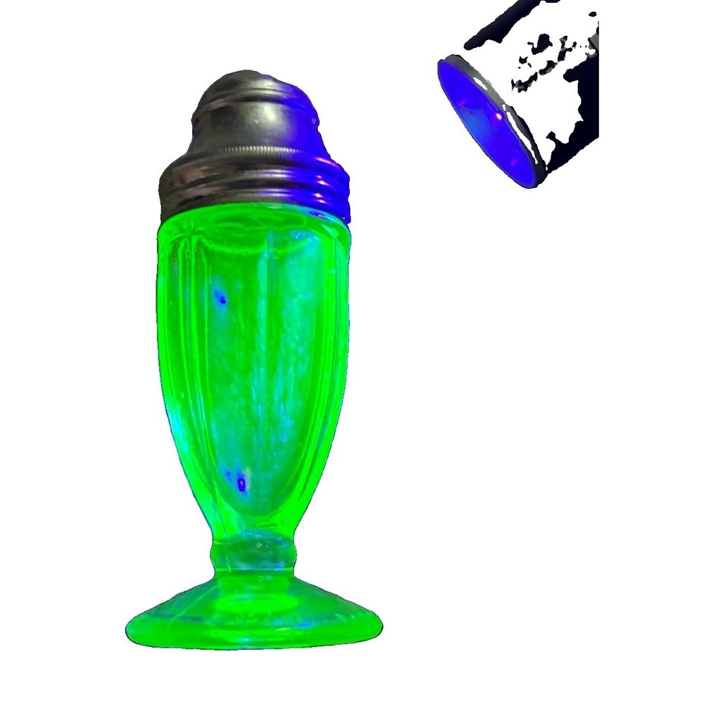 Anchor Hocking Uranium Glass Salt Shaker Footed Depression UV Rx